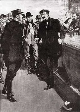 I know a Chicago crook when I see one I know a Chicago crook when I see one